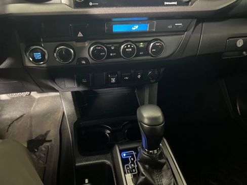 Used 2023 Toyota Tacoma TRD Off-Road image 20