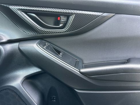 Used 2023 Subaru Crosstrek 2.0i Premium image 18