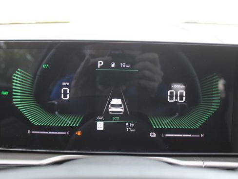 New 2026 Kia Sportage AWD Hybrid image 31