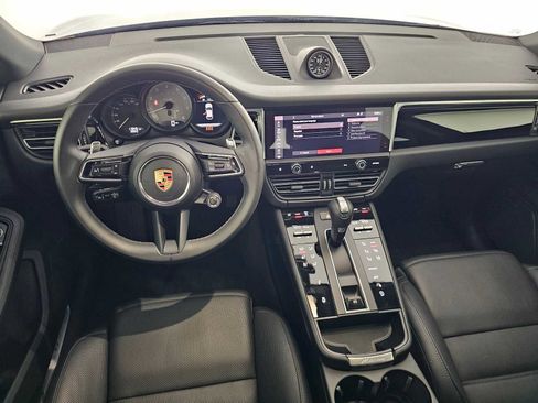 Used 2024 Porsche Macan S AWD/4WD image 18