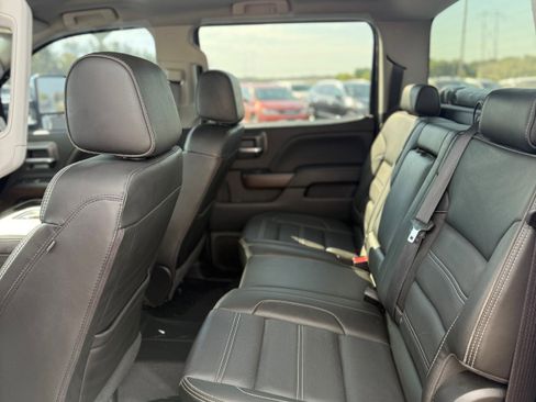 Used 2019 GMC Sierra 2500 Denali image 37