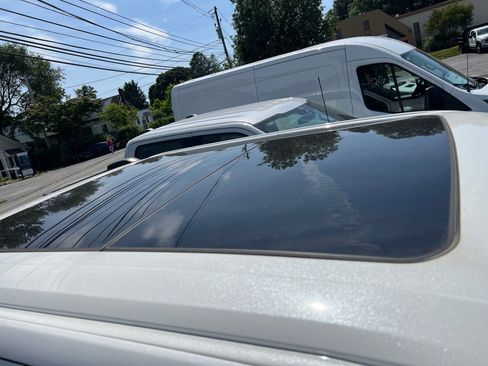 Used 2024 Ford F150 Lariat w/ Bed Utility Package AWD/4WD image 7