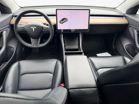 Used 2019 Tesla Model 3 Mid Range image 10