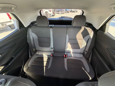 Used 2025 Chevrolet TrailBlazer LT image 36