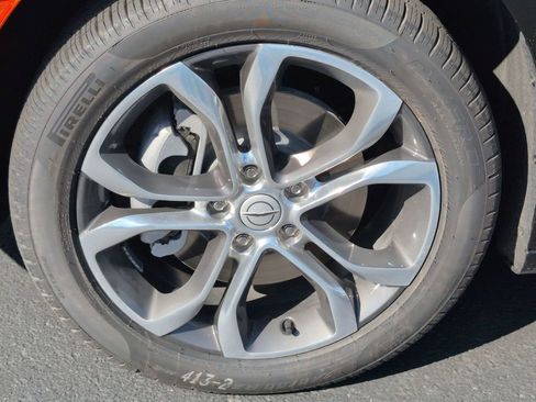 New 2026 Chrysler Pacifica Pinnacle image 9