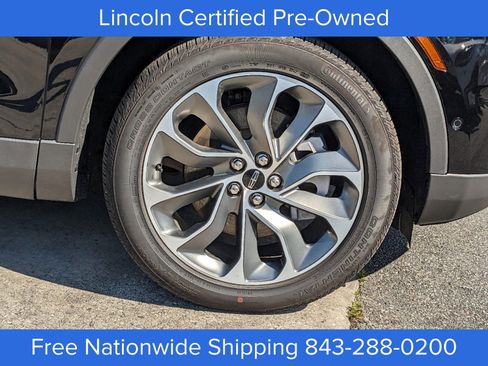 Certified 2023 Lincoln Nautilus Reserve w/ Equipment Group 201A image 12