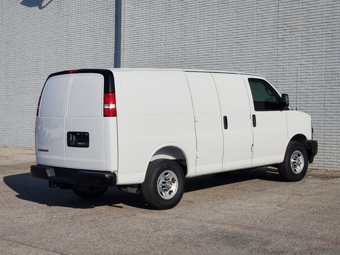 New 2025 Chevrolet Express 2500 w/ Driver Convenience Package RWD image 4