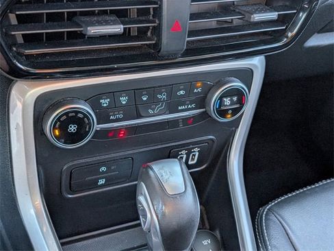 Used 2018 Ford EcoSport Titanium image 21