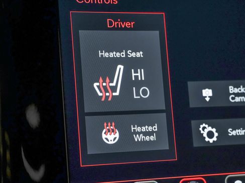 Used 2019 Jeep Grand Cherokee Altitude RWD image 10