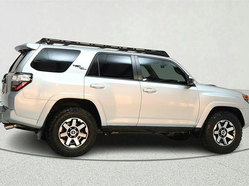 Used 2018 Toyota 4Runner TRD Off-Road image 6