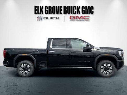 New 2026 GMC Sierra 2500 Denali w/ Denali Reserve Package image 3