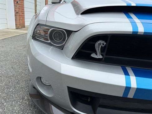 Used 2014 Ford Mustang Shelby GT500 w/ Equipment Group 821A RWD image 11