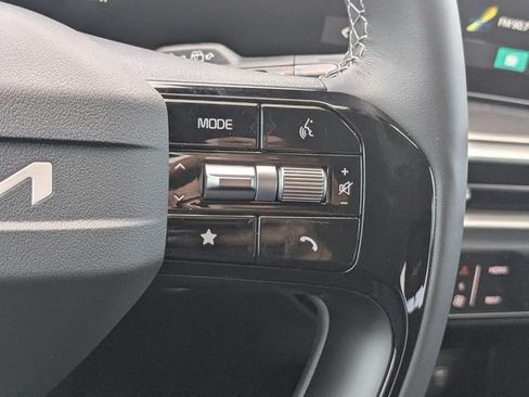 New 2026 Kia Sorento LX FWD image 29