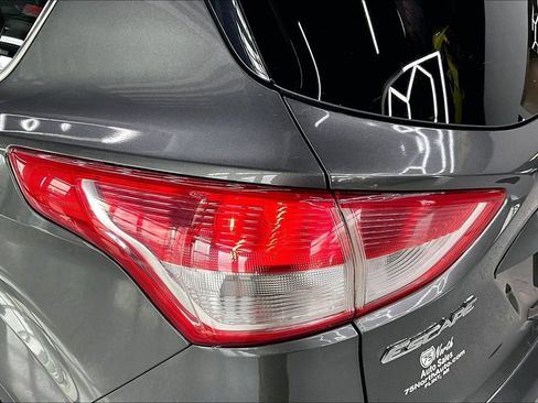 Used 2016 Ford Escape SE FWD image 22