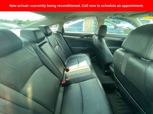 Used 2019 Honda Civic EX-L image 6