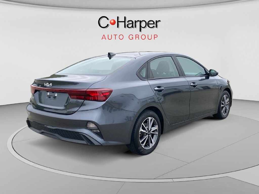 Certified 2024 Kia Forte LXS FWD image 3