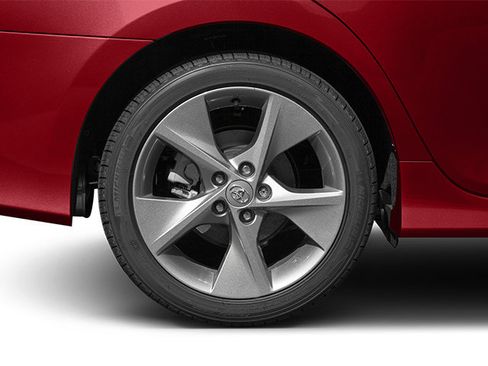 Used 2014 Toyota Camry LE FWD image 14