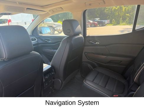 Used 2020 GMC Acadia Denali w/ Denali Ultimate Package AWD/4WD image 12