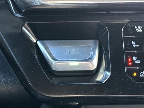 Used 2025 GMC Sierra 1500 Denali Ultimate image 29