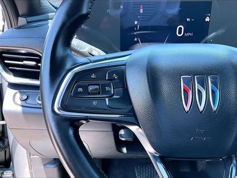 Used 2025 Buick Envista Sport Touring w/ Experience Buick Package FWD image 24