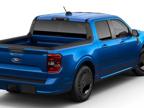 New 2026 Ford Maverick Lobo image 3