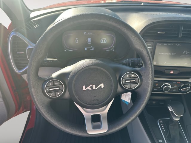 Used 2024 Kia Soul LX FWD image 10