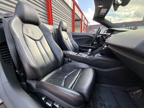 Used 2021 Audi R8 V10 image 16