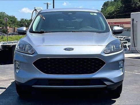 Certified 2022 Ford Escape SEL w/ Technology Package AWD/4WD image 3
