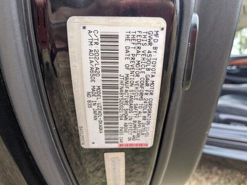 Used 2002 Lexus SC 430 Convertible image 35