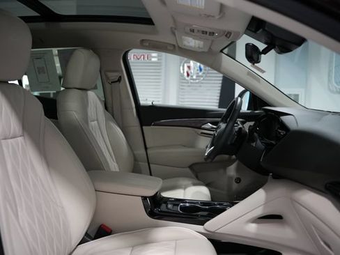Used 2023 Buick Envision Avenir AWD/4WD image 22