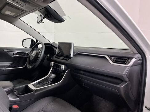 Used 2023 Toyota RAV4 XLE image 22