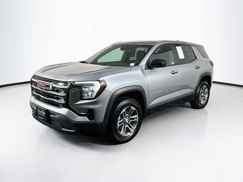Used 2025 GMC Terrain Elevation AWD/4WD image 3