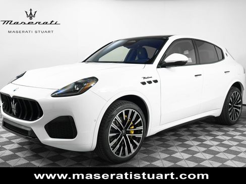 New 2025 Maserati Grecale Modena AWD/4WD image 3