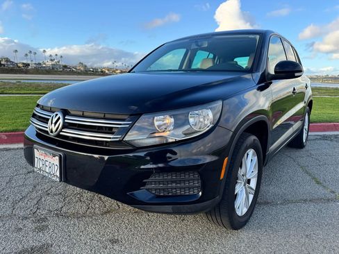 Used 2014 Volkswagen Tiguan SE image 10