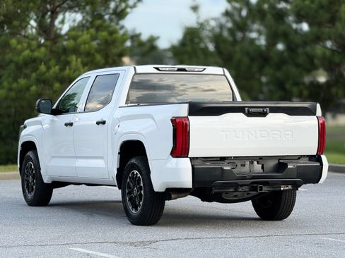 Used 2024 Toyota Tundra SR AWD/4WD image 10