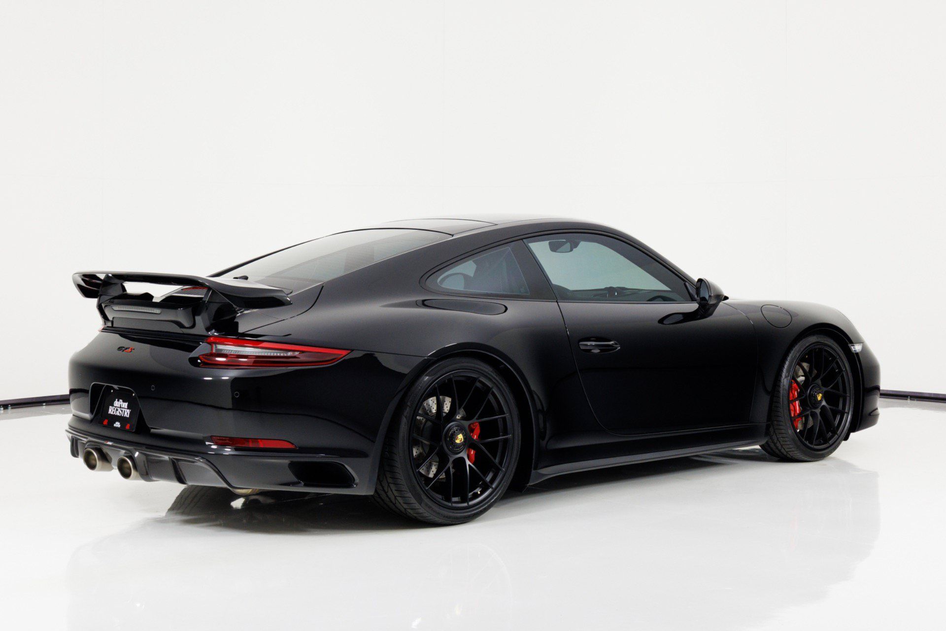 Used 2017 Porsche 911 Carrera GTS RWD image 3