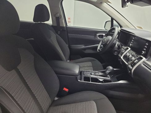 Used 2021 Kia Sorento LX FWD image 21