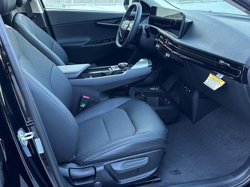 New 2025 Kia EV6 Light w/ Light LR Technology Package AWD/4WD image 9
