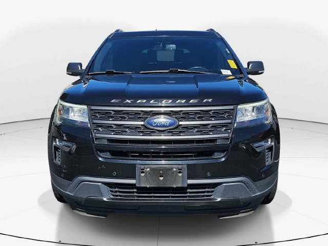 Used 2019 Ford Explorer XLT w/ Equipment Group 202A FWD image 8