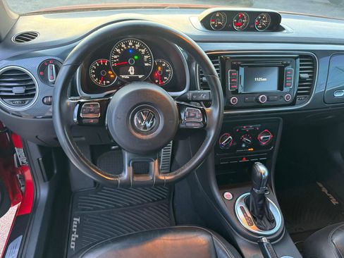 Used 2012 Volkswagen Beetle 2.0T image 7