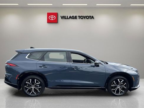 New 2026 Toyota Crown Signia image 6