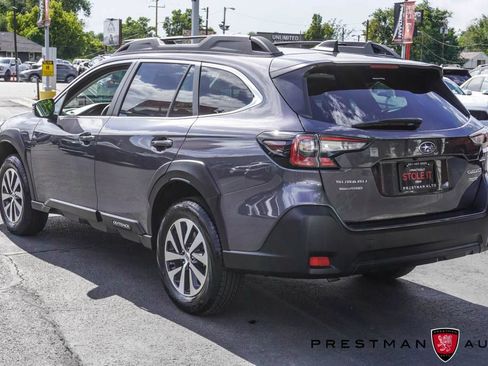 Used 2025 Subaru Outback Premium AWD/4WD image 11