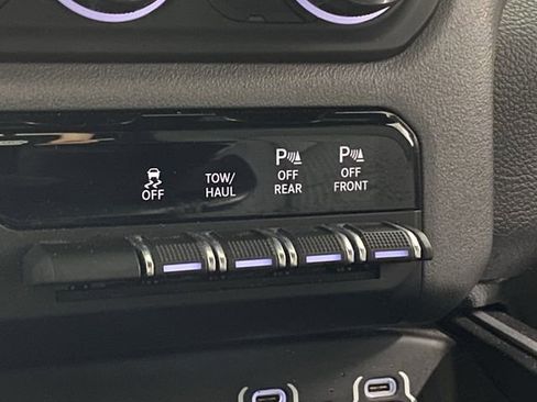 Certified 2021 RAM 1500 Big Horn image 28