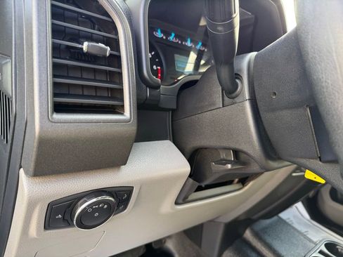 Used 2018 Ford F250 XL w/ Power Equipment Group image 17