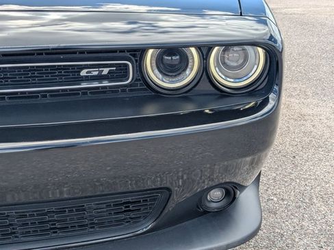 Used 2022 Dodge Challenger GT image 9