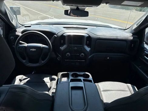 Used 2024 Chevrolet Silverado 1500 W/T w/ WT Convenience Package AWD/4WD image 15