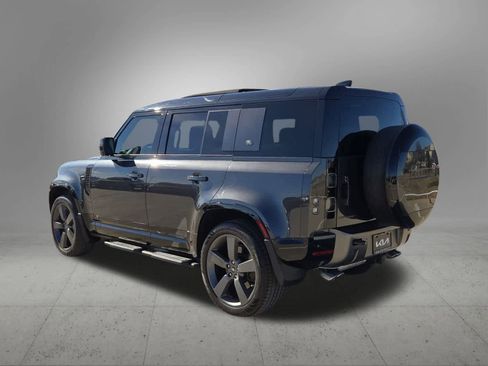 Used 2023 Land Rover Defender 110 Carpathian Edition image 4