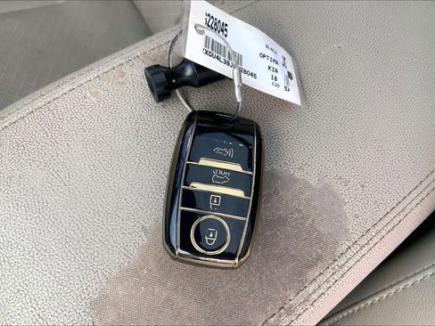 Used 2018 Kia Optima EX w/ Technology Package FWD image 15