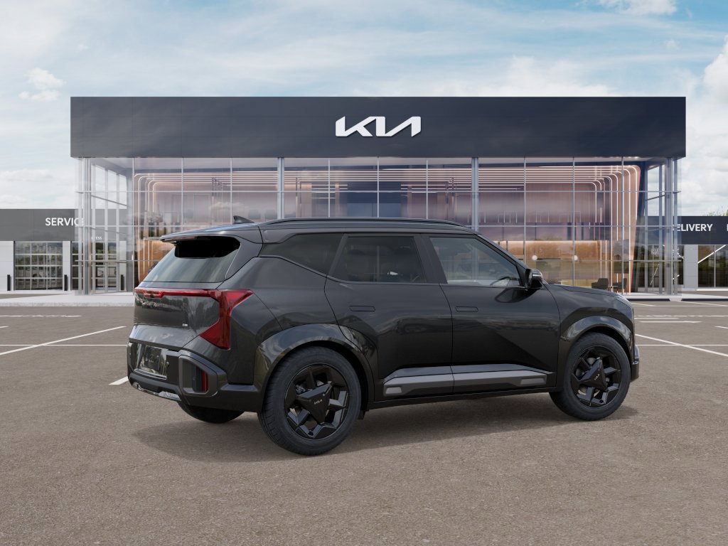Used 2027 Kia Seltos X-Line S w/ X-Line S Premium Package AWD/4WD image 7