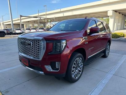 Used 2023 GMC Yukon SLT w/ SLT Premium Package